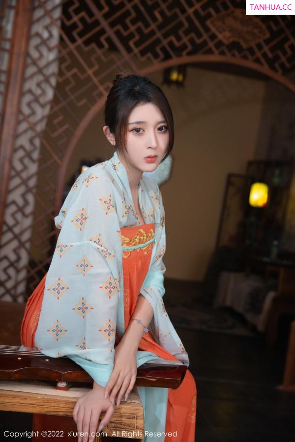 夏甜甜  [XiuRen]高清写真图 2022.10.28 No.5772 夏甜甜 古装美腿第6张图片